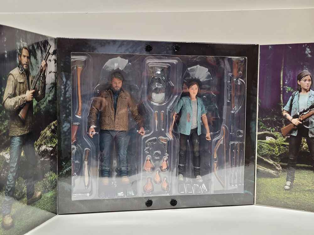 The Last of Us Part 2 Joel and Ellie 7 Inch Ultimate Action Figure 2 Pack