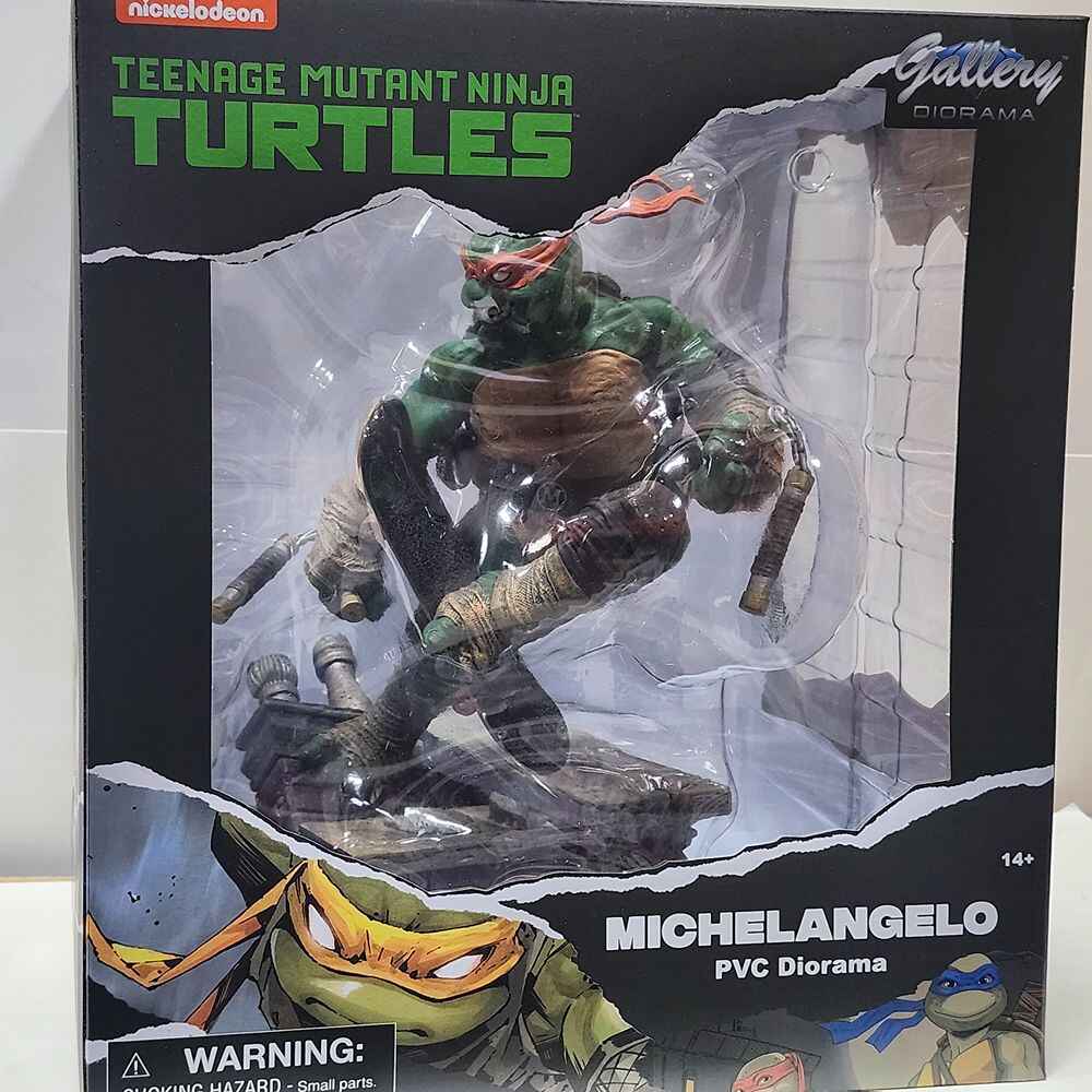 Teenage Mutant Ninja Turtles Gallery Michelangelo Deluxe 9 Inch PVC Figure Statue