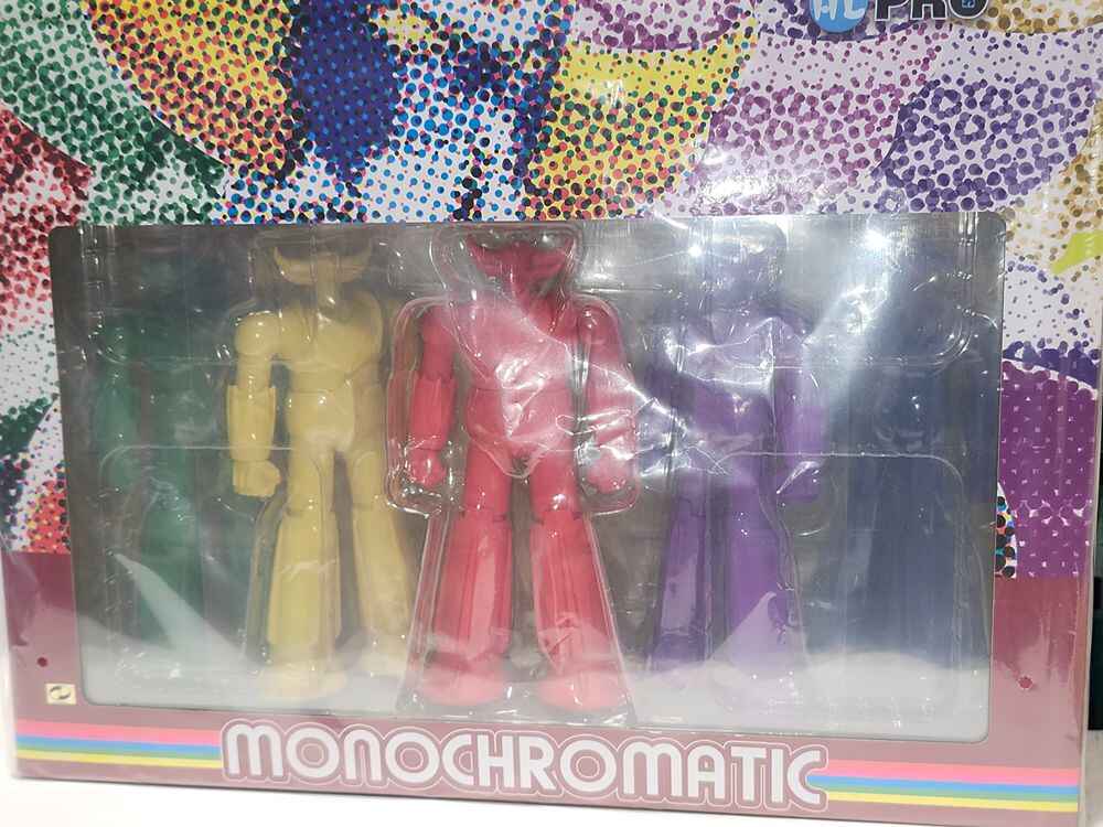 Grendizer (Goldorak) Monochromatic 9 Inch Vinyl UFO Robot Figure 5-Pack