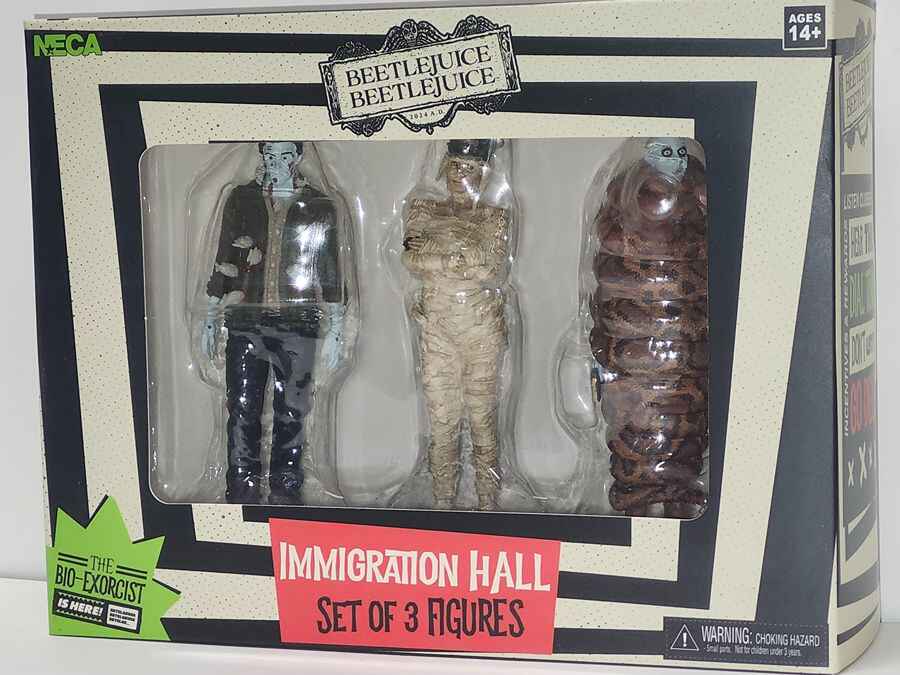 Beetlejuice 2 Movie Mummified Immigration Officer, Richard & Anaconda Man (Immigration Hall) 3 Inch Figure 3-Pack