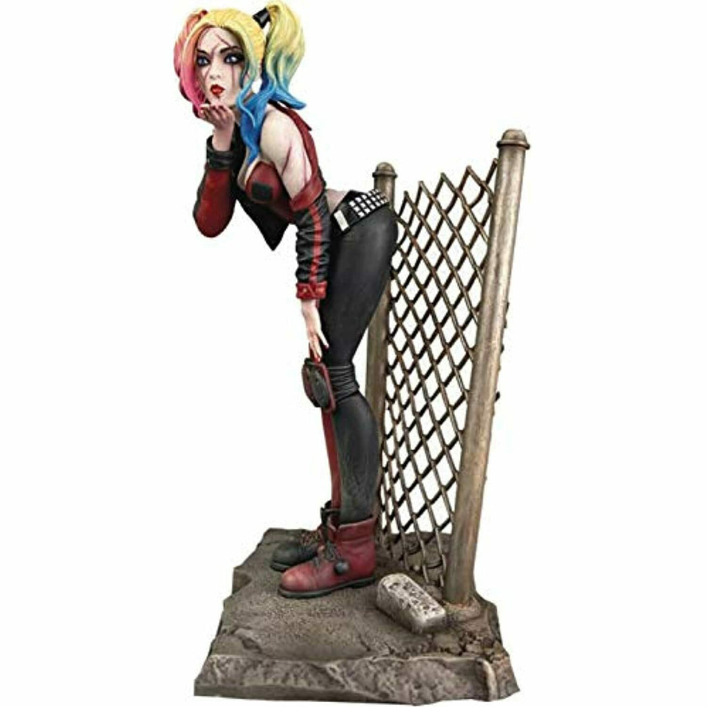 DC Gallery Harley Quinn Dceased 8 Inch PVC Diorama Figure - figurineforall.com