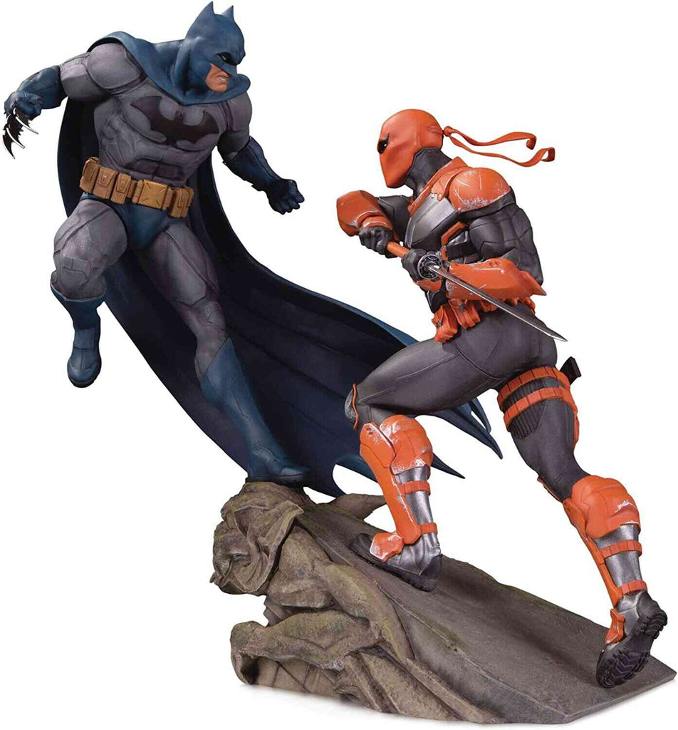 DC Collectibles Battle Statue - Batman Vs. Deathstroke 12 Inch Statue