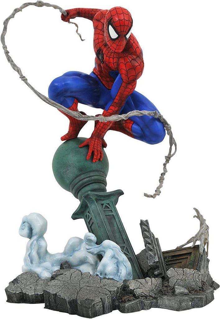 Marvel Gallery Spider-Man Comic 10 Inch PVC Diorama Figure - figurineforall.com